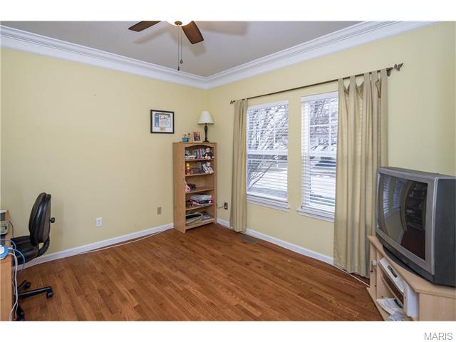 654 Covered Bridge Ln, O'fallon, MO 63368 photo 7