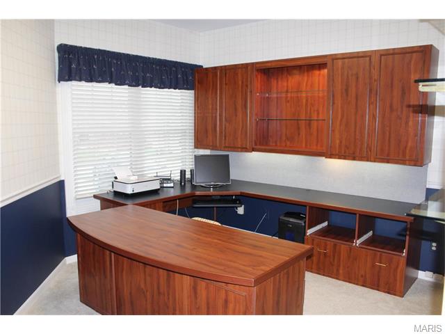 17 Shaelah, Weldon Spring, MO 63304 photo 10