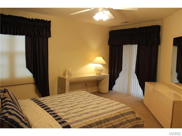 17 Shaelah, Weldon Spring, MO 63304 photo 19