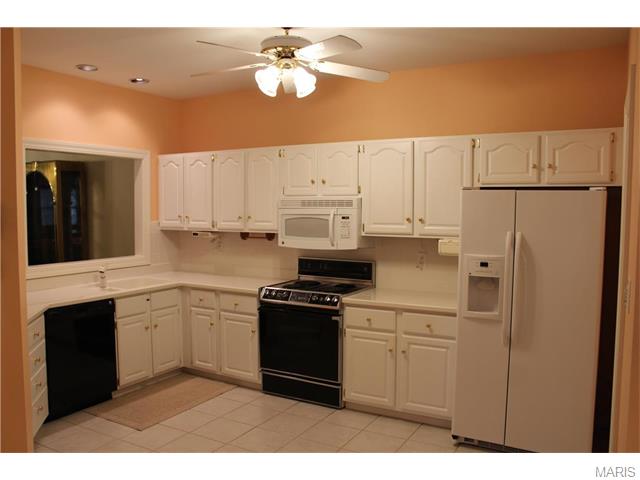 17 Shaelah, Weldon Spring, MO 63304 photo 6