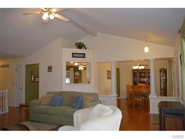 114 Amberway Ct, O'fallon, MO 63366 photo 5