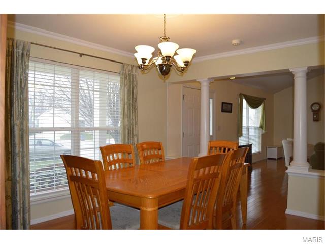114 Amberway Ct, O'fallon, MO 63366 photo 7