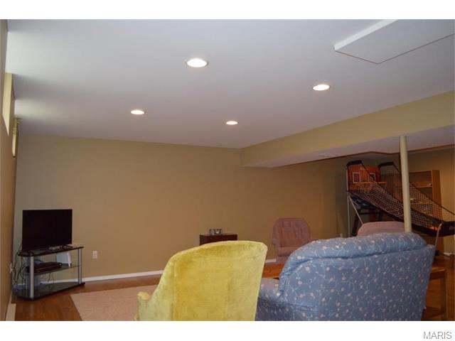 114 Amberway Ct, O'fallon, MO 63366 photo 20