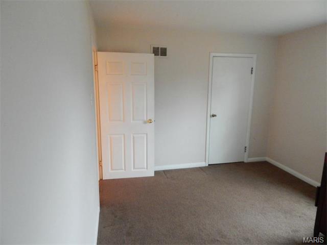 50 Oak Hill Dr, Ellisville, MO 63021 photo 10