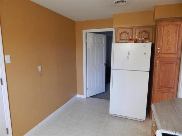50 Oak Hill Dr, Ellisville, MO 63021 photo 13