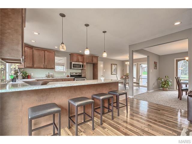 603 Forrester, Ballwin, MO 63011 photo 8