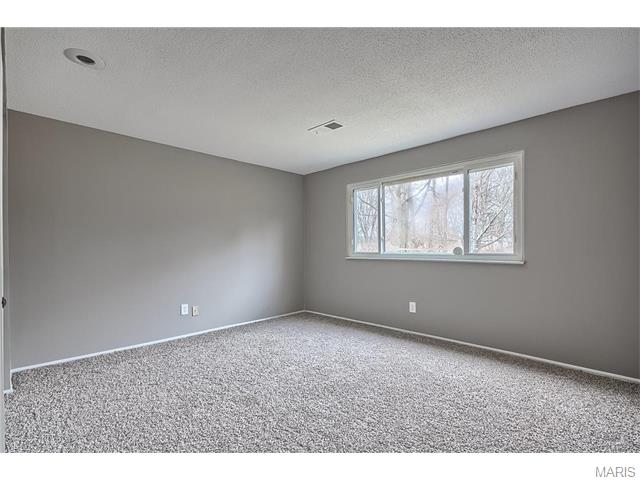 603 Forrester, Ballwin, MO 63011 photo 22