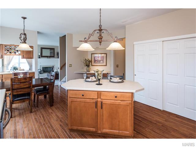8040 Knights Crossing Dr, O'fallon, MO 63368 photo 15
