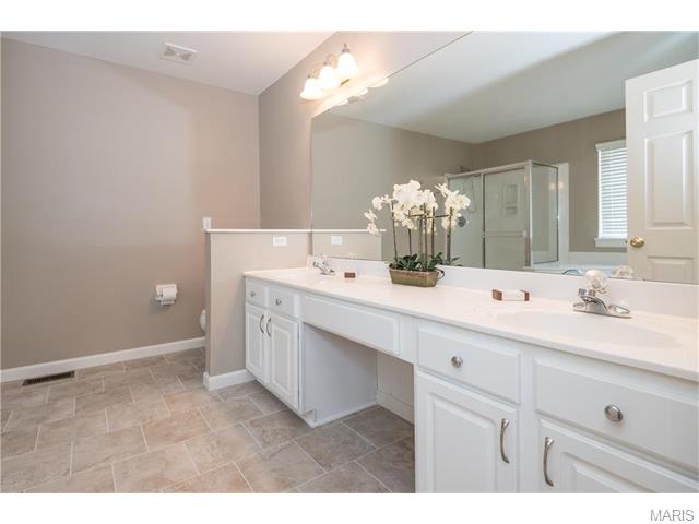 8040 Knights Crossing Dr, O'fallon, MO 63368 photo 23
