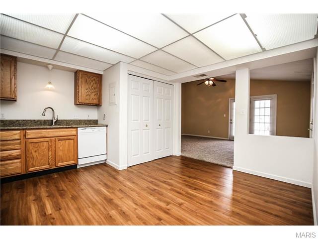 101 Towne Sq #J, Eureka, MO 63025 photo 6