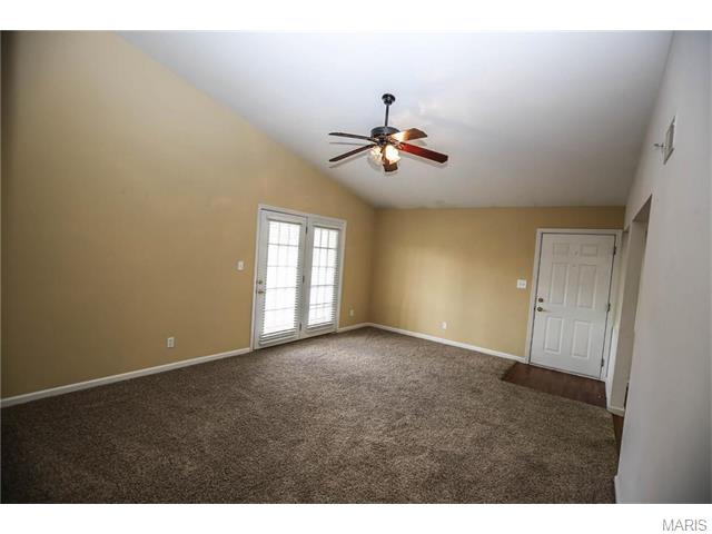 101 Towne Sq #J, Eureka, MO 63025 photo 3