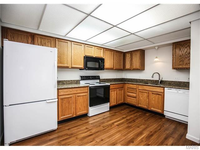 101 Towne Sq #J, Eureka, MO 63025 photo 5