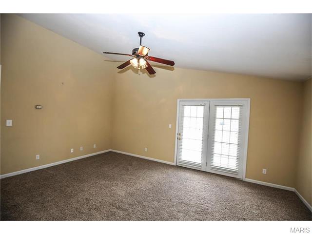 101 Towne Sq #J, Eureka, MO 63025 photo 2