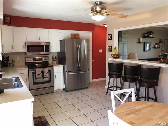 262 Sunset Dr, Ballwin, MO 63011 photo 12