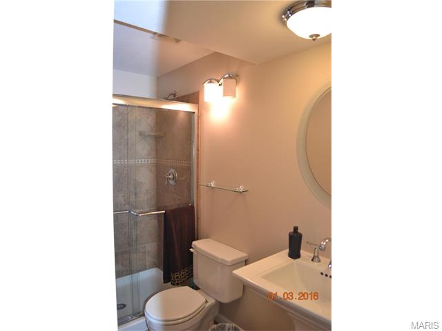 262 Sunset Dr, Ballwin, MO 63011 photo 20