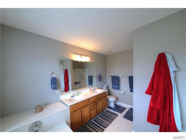 1912 Wales Dr, O'fallon, MO 63366 photo 13