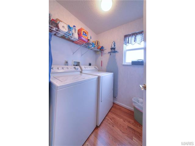 1912 Wales Dr, O'fallon, MO 63366 photo 28