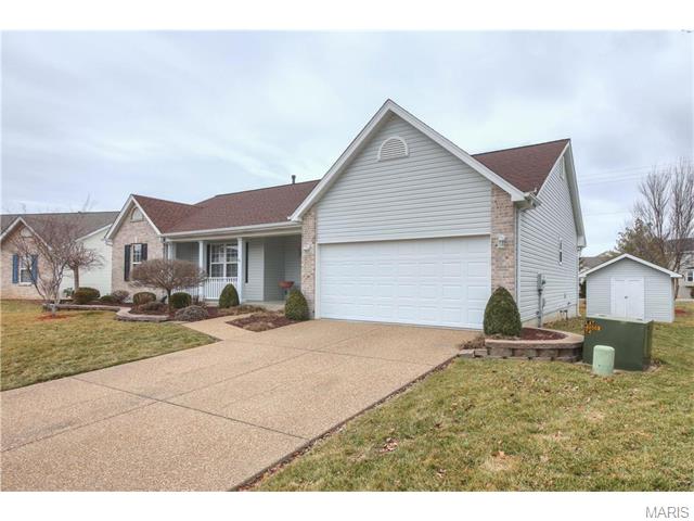 1912 Wales Dr, O'fallon, MO 63366 photo 1