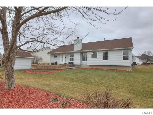 1912 Wales Dr, O'fallon, MO 63366 photo 25