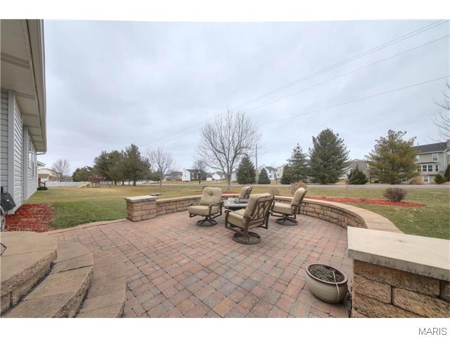 1912 Wales Dr, O'fallon, MO 63366 photo 24