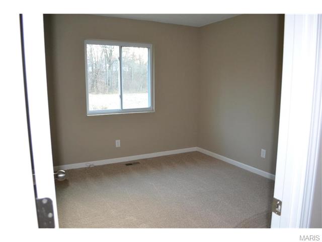 304 Ries Ct, Ballwin, MO 63021 photo 15