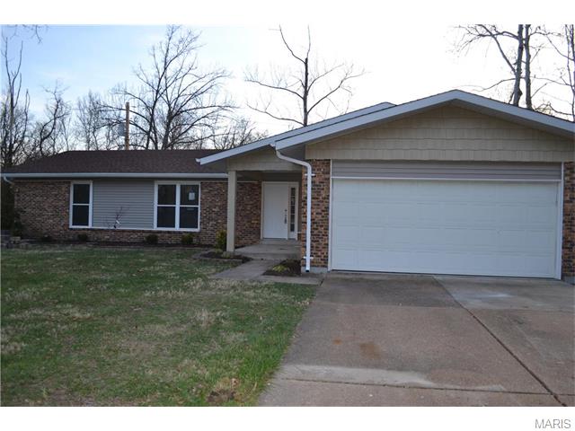 304 Ries Ct, Ballwin, MO 63021 photo 1