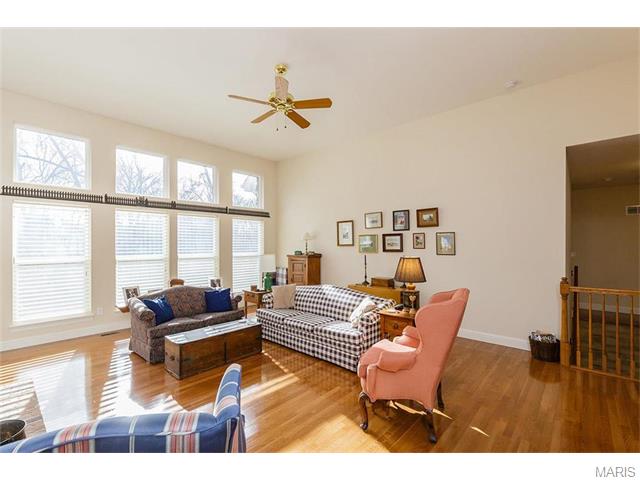 404 Fox Run, O'fallon, MO 63368 photo 6