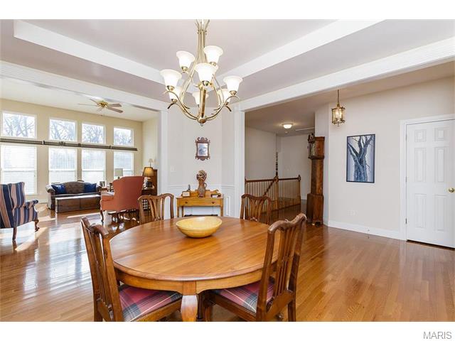 404 Fox Run, O'fallon, MO 63368 photo 5