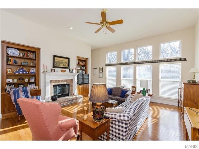 404 Fox Run, O'fallon, MO 63368 photo 7