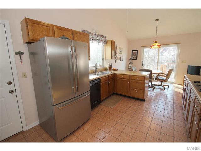 611 Carman Forest Ln, Ballwin, MO 63021 photo 7