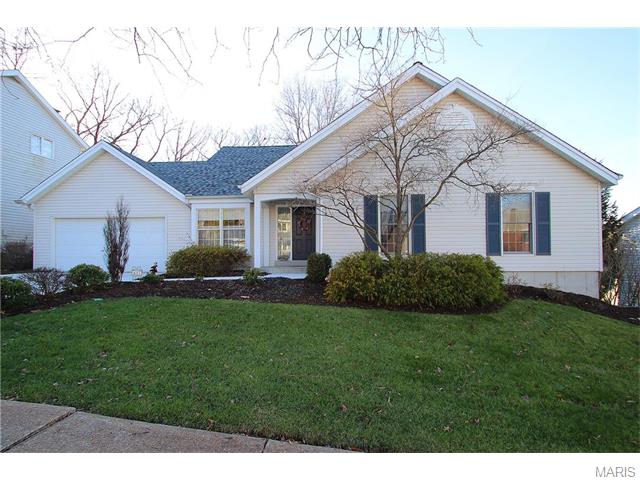 611 Carman Forest Ln, Ballwin, MO 63021 photo 1