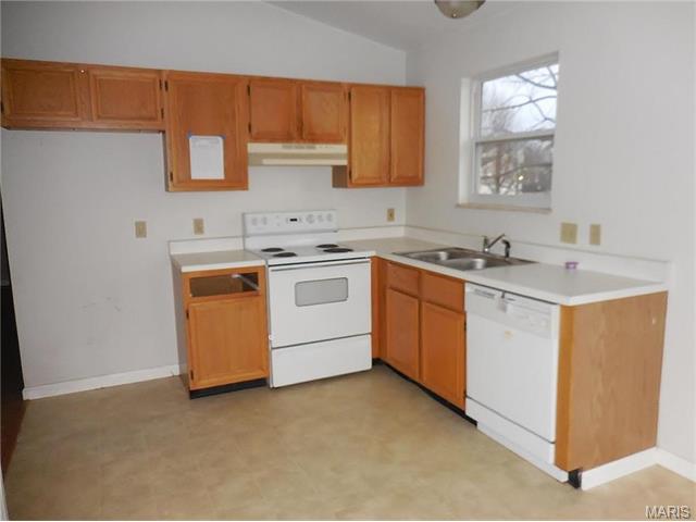 19 Mallard Pointe Dr, O'fallon, MO 63368 photo 5
