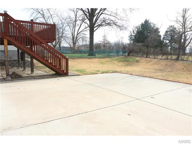 404 Madrina Ct, Ballwin, MO 63021 photo 32
