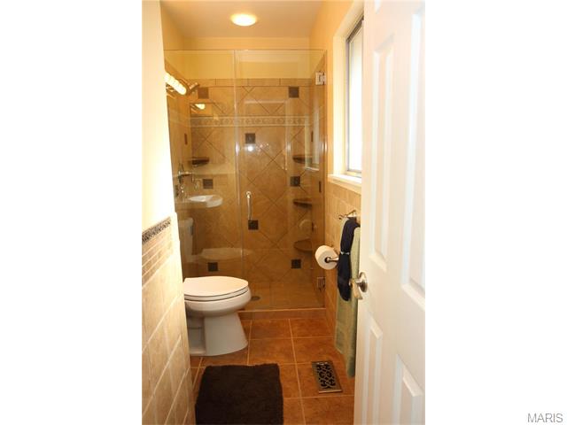 404 Madrina Ct, Ballwin, MO 63021 photo 20
