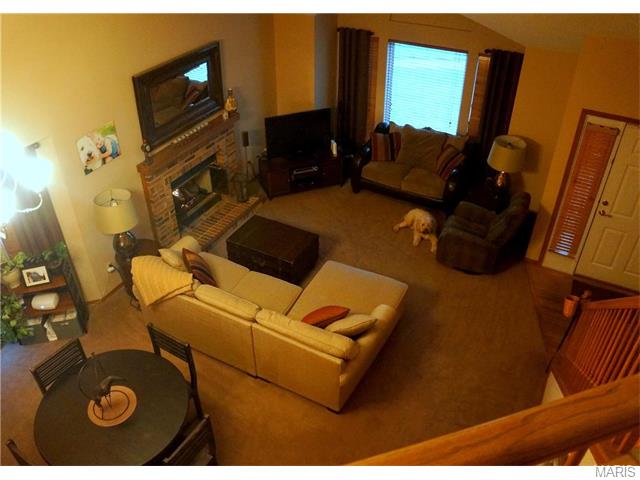 425 Oak Glen Dr, Ballwin, MO 63021 photo 9