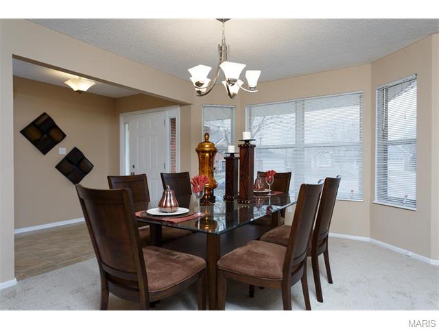6 Georgetown Ct, O'fallon, MO 63368 photo 5