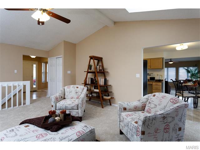 6 Georgetown Ct, O'fallon, MO 63368 photo 4
