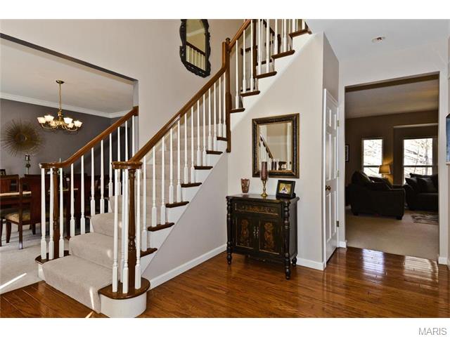 852 Castle Pines Dr, Ballwin, MO 63021 photo 3