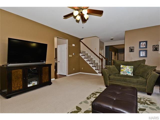852 Castle Pines Dr, Ballwin, MO 63021 photo 7