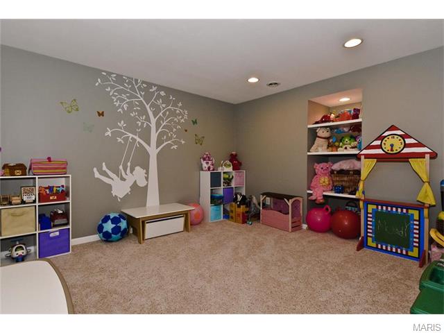 852 Castle Pines Dr, Ballwin, MO 63021 photo 30