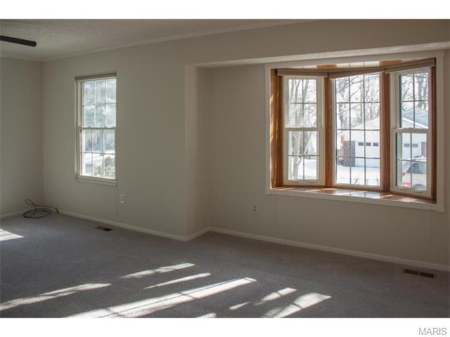 207 Walden Ct, Eureka, MO 63025 photo 4