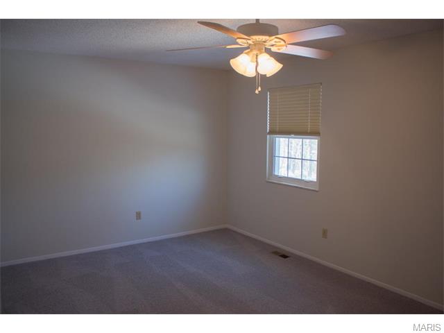 207 Walden Ct, Eureka, MO 63025 photo 15