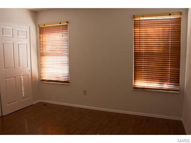 207 Walden Ct, Eureka, MO 63025 photo 13