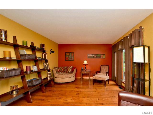2159 Wyndbrook Ln, O'fallon, MO 63366 photo 3
