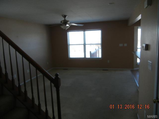 321 Tyndale Dr, O'fallon, MO 63366 photo 3