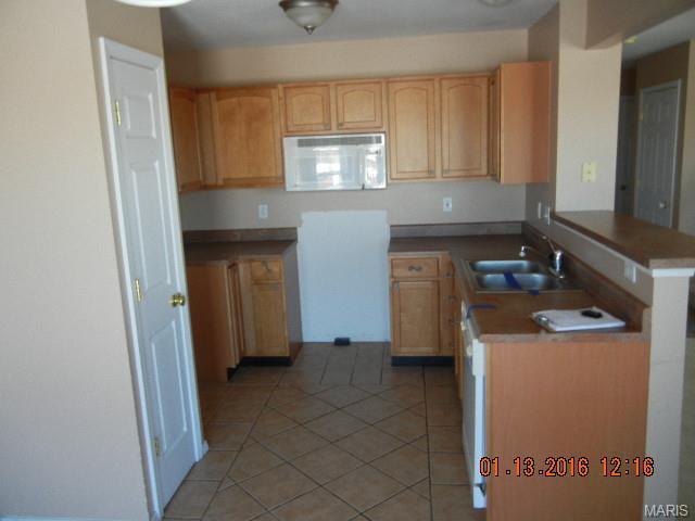 321 Tyndale Dr, O'fallon, MO 63366 photo 5