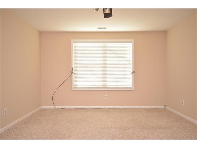 1356 Holgate Dr #G2, Ballwin, MO 63021 photo 8
