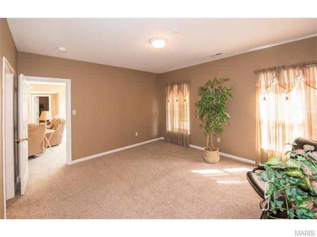 5441 Legend, Weldon Spring, MO 63304 photo 33