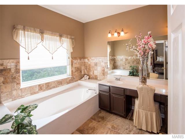 5441 Legend, Weldon Spring, MO 63304 photo 24