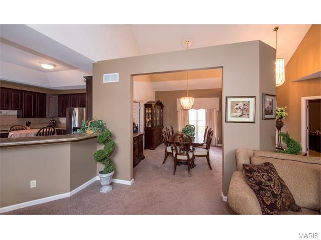 5441 Legend, Weldon Spring, MO 63304 photo 15